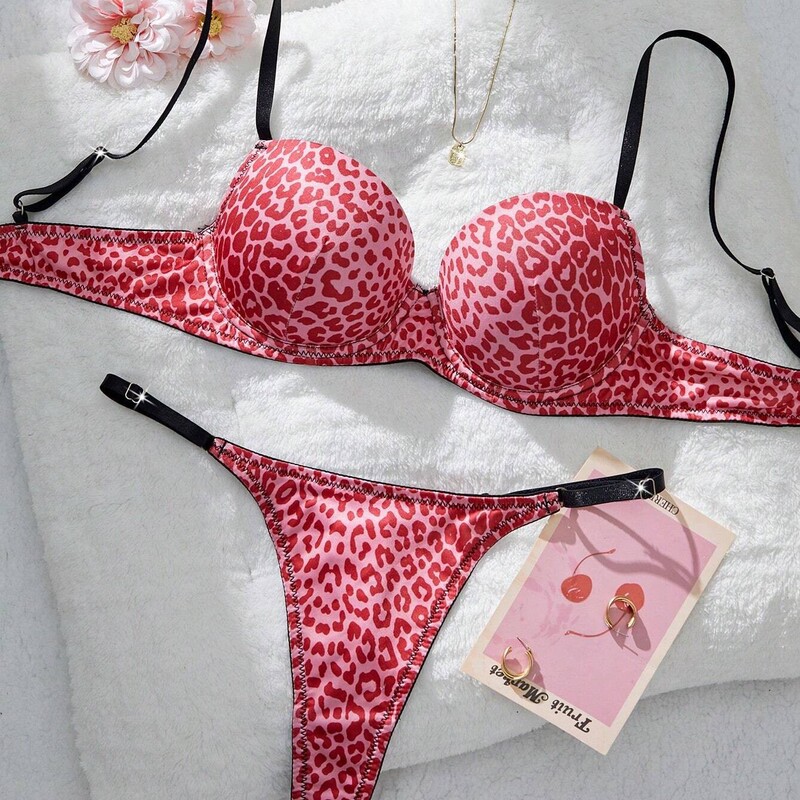 Sexy Leopard Print Thin Push-Up Bra and Thong Set, European and American Style, Makes Large Breasts Appear Smaller, Prevents Sagging, Small Bust Lingerie for Women