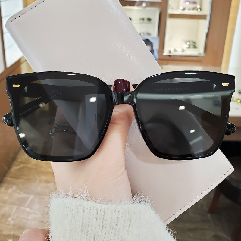 Pasa 2021 new sunglasses women's street to take Korean version of the big box expats face little ins and stars ink mirror man 3012-Taobao