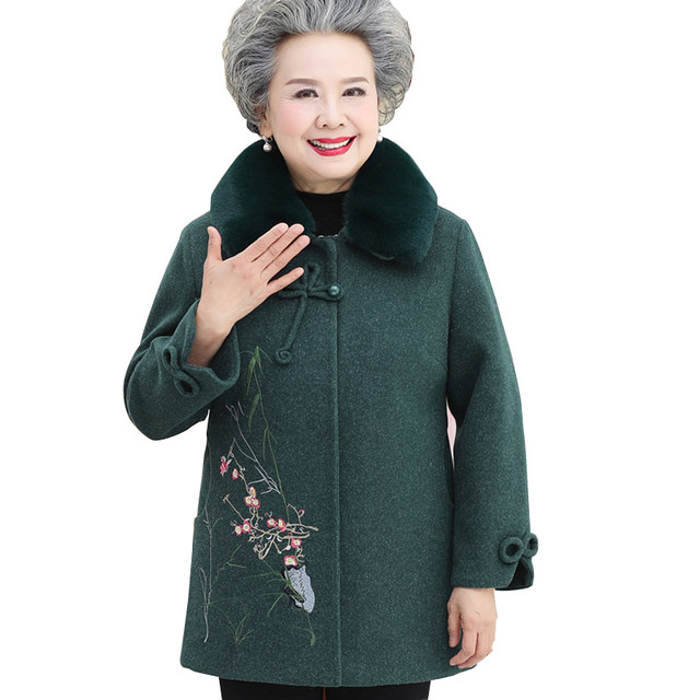 Mother's woolen coat, western style, middle-aged and elderly women's winter clothes, 60-year-old women wearing grandma clothes, temperament woolen winter new style 70