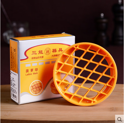 Three-energy SN4181 plastic pineapple printed pineapple bread mould baking mould