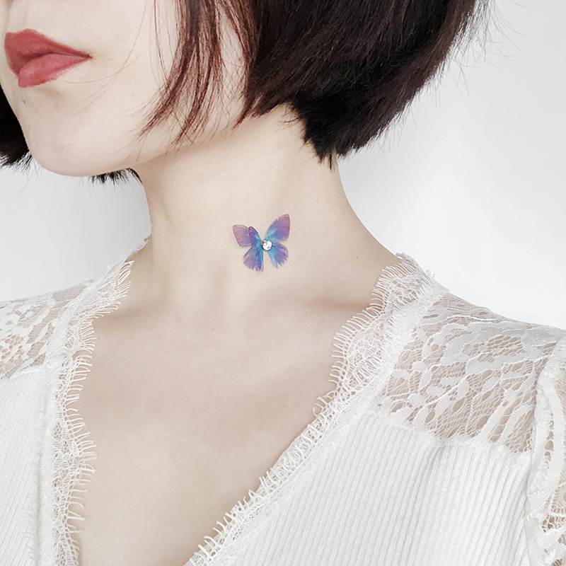 Original neck butterfly Small and exquisite three-dimensional butterfly invisible fishing line neck chain choker clavicle chain 925 silver buckle