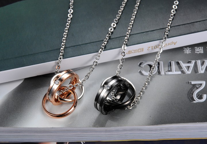 Opk Quelle Hersteller Edelstahl Männer Und Frauen Schmuck Ring Ineinandergreifende Titan Stahl Paar Halskette Geschenk display picture 2