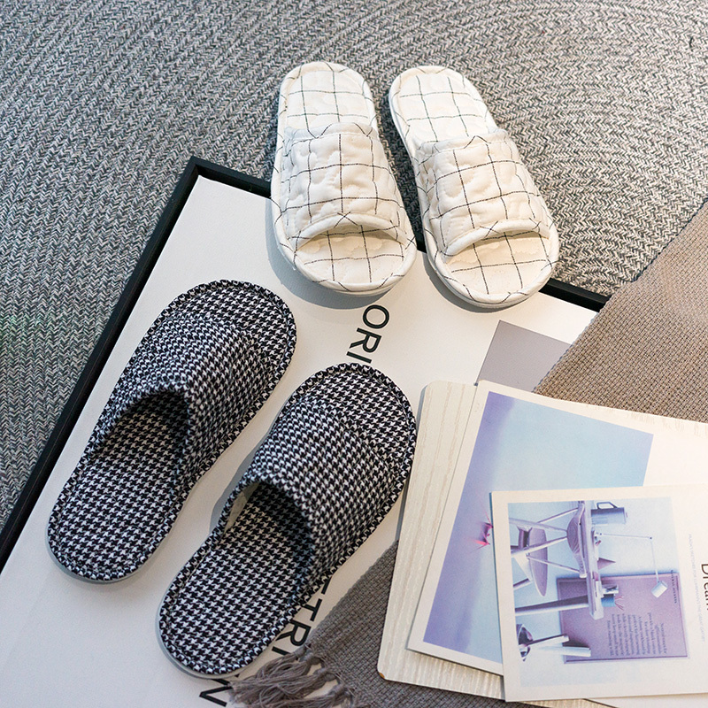 Nordic Quilted Home Fabric Slippers, Thickened, Silent, Non-Slip, Indoor Autumn and Winter Stitched Slippers