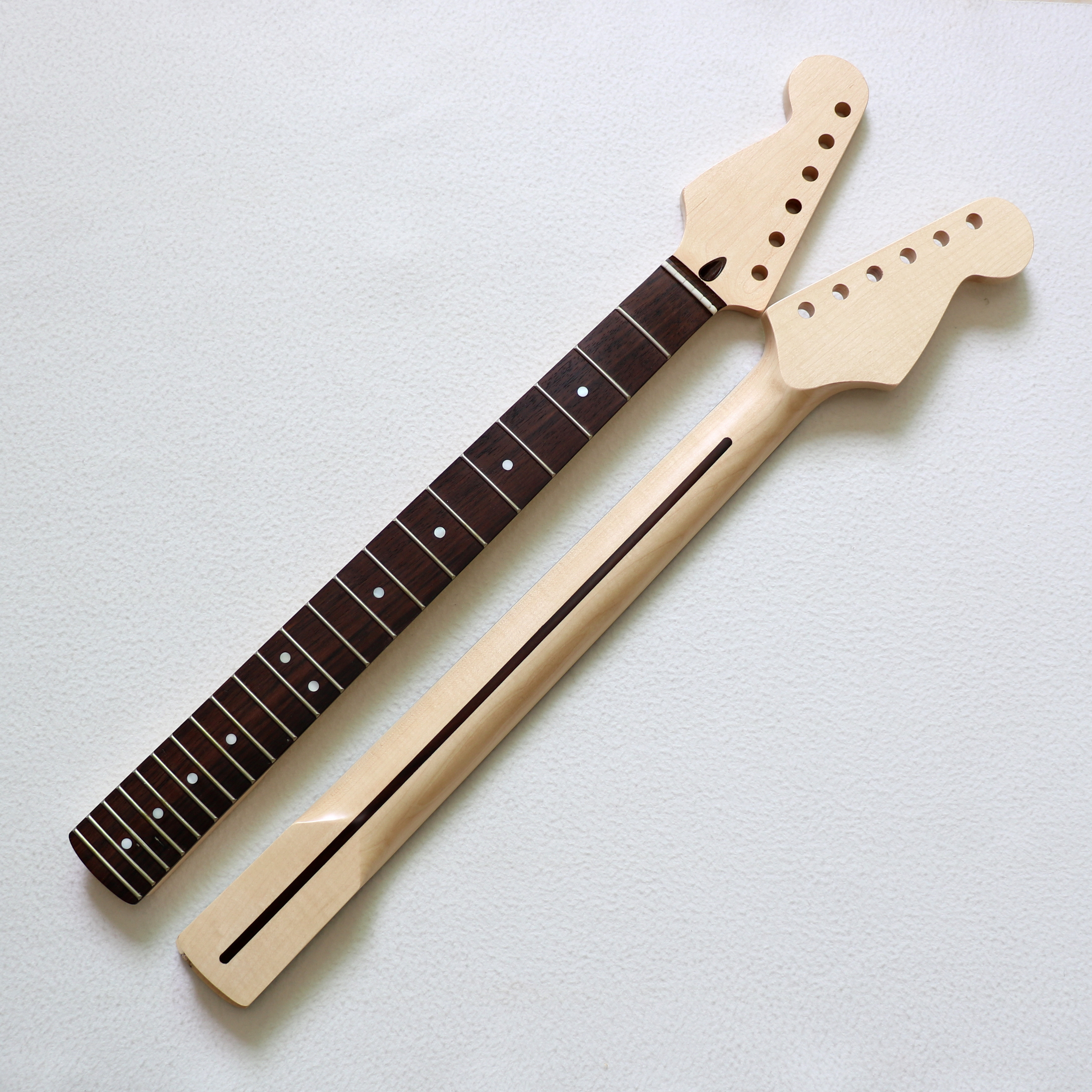 Left hand subsection height reengraving F Strat violin neck Canada maple wood rose wood fingerboard 22 pint electric guitar handle