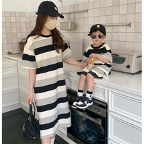 Parent-child clothing childrens casual suits summer Korean style boys and girls striped short-sleeved shorts family of three or four T-shirts