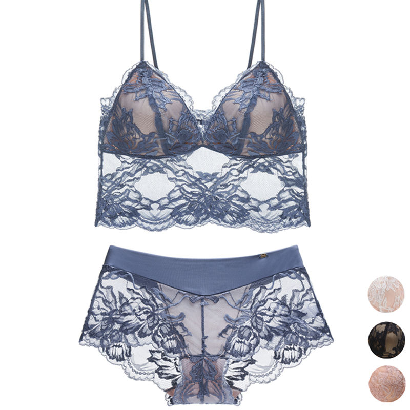 Sunrise high-end SA*0N three-dimensional lace luxury sexy noble women no trace no steel ring triangle cup underwear set