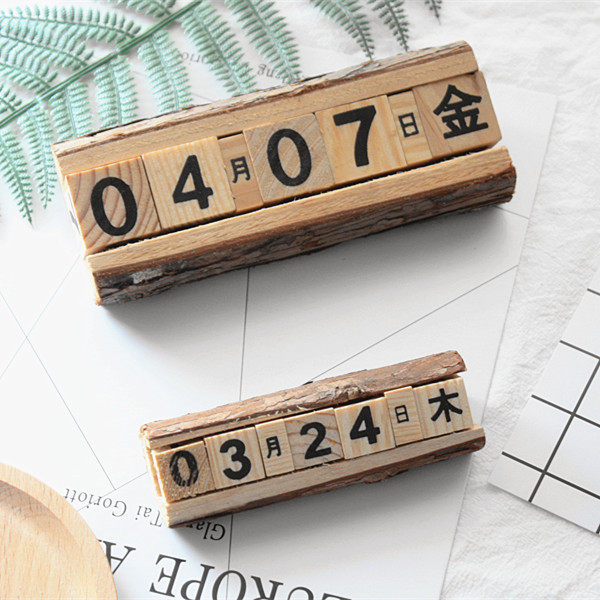 Wooden table calendar Perpetual calendar Photo props Personality retro ornaments Baby shooting ornaments Digital calendar