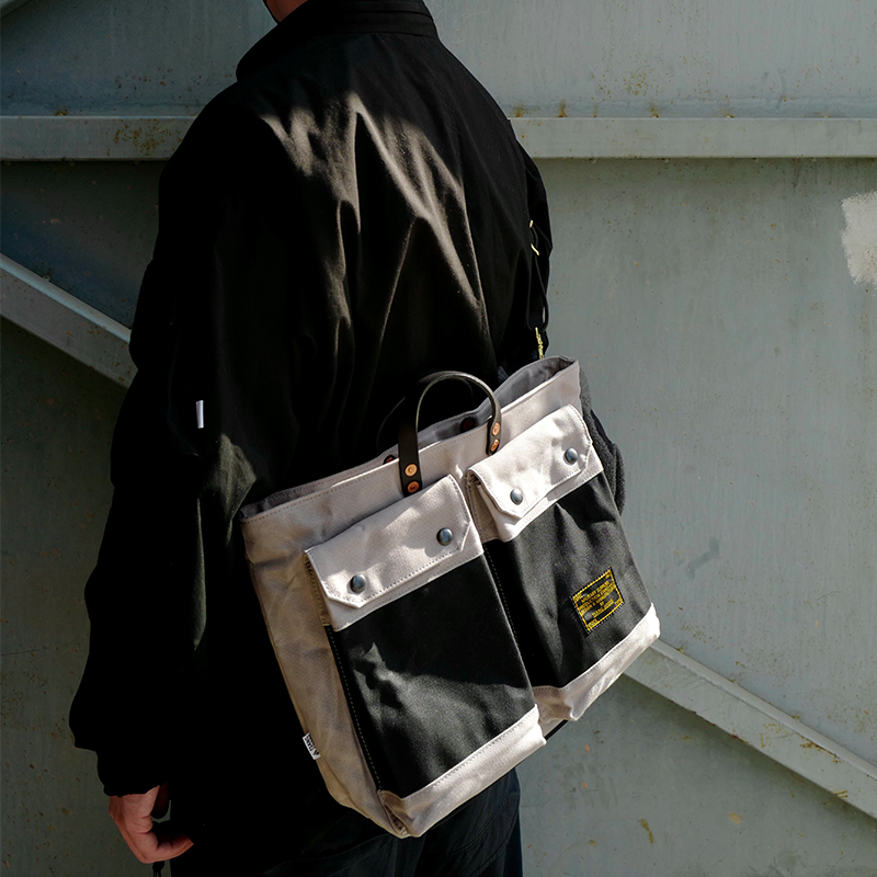 Tsanggoods oil wax canvas diagonal satchel macho 13 inch computer bag Leisure retro handbag RL