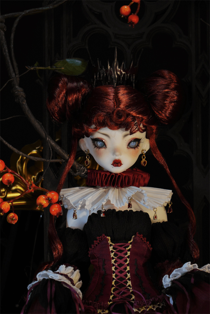 Red Queen Iracebeth-14.jpg