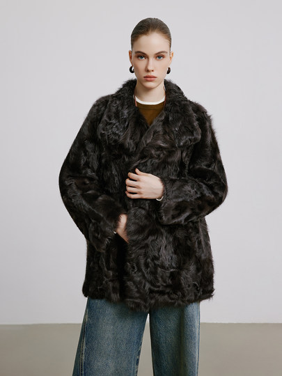 Once Upon a Time in Paris Swing/Stand Collar Small Hu Sheep Loose Fur Jacket Reversible Fur Integrated 2025 Winter Mid-Length Style