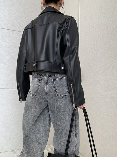 Fashionable and sophisticated bi lip waist-length 2025 autumn ultra-short leather jacket women's motorcycle jacket new trendy genuine leather loose jacket