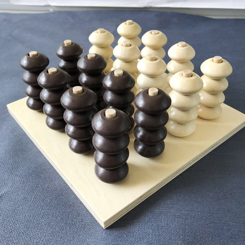 Montessori professional early education 88 pieces of three-dimensional four-child chess multidimensional chess brain intelligence battle chess kindergarten parent-child teaching aids
