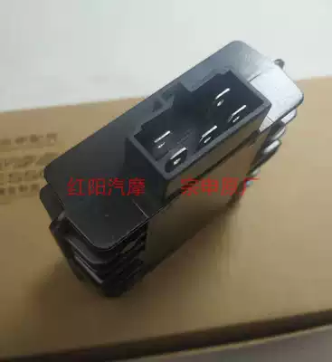 Zongshen Cycoron locomotive RX1 voltage regulator rectifier ZS150-51 voltage regulator rectifier three-phase short circuit