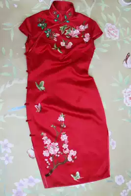 Original heavy silk embroidered handmade cheongsam Wedding dress cheongsam bridesmaid cheongsam dress