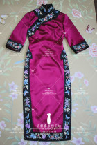 Retro Republic of China Horn Middle sleeve heavy silk satin heavy industry embroidery improved Chinese cheongsam fairy
