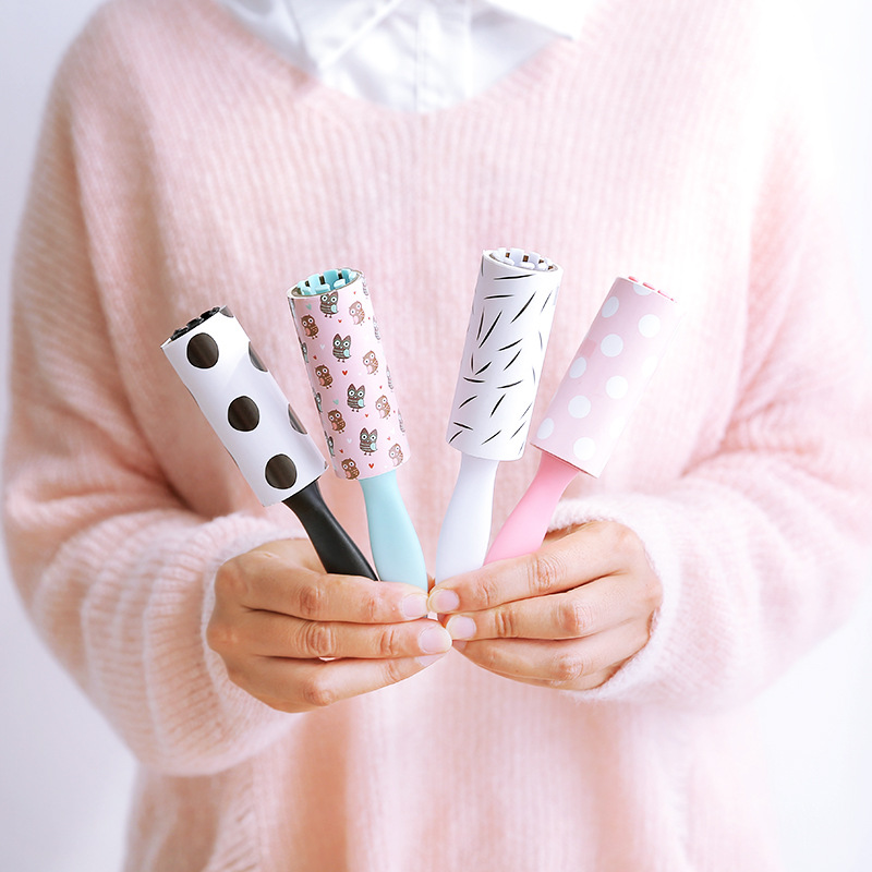 Creative home small portable clothes sticker roller sticky paper can tear sticky dust sticky paper 30 tear off hair