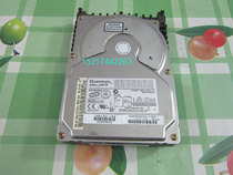  Quantum 18G 18 2GB ATLAS 10K III 18 4S 80-pin SCSI hard disk KW18J721