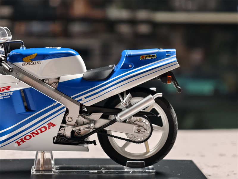 1/12 AOSHIMA Honda NSR 250R SP R4 Rothmans MC18 MOTORCYCLE MODEL