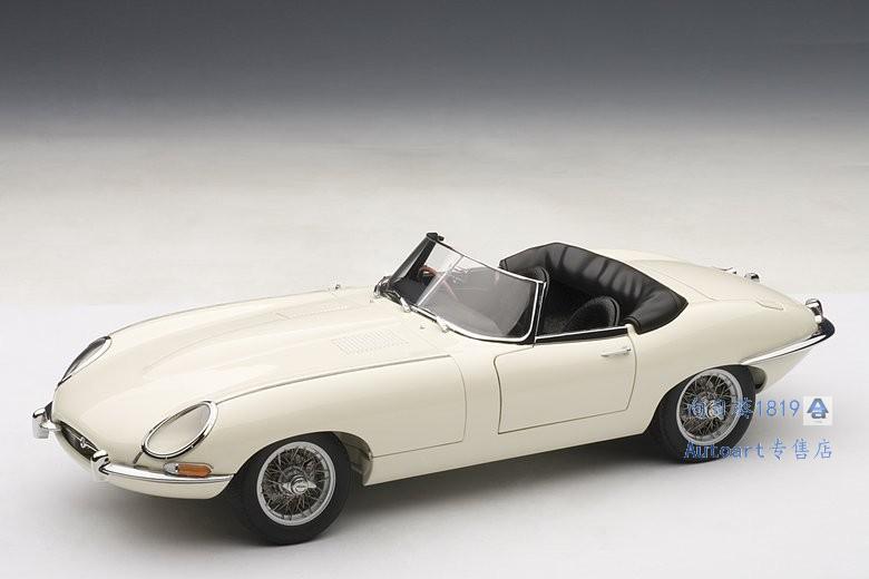 https://img.alicdn.com/imgextra/i1/570245842/TB2DkzdaVHM8KJjSZFwXXcibXXa_!!570245842.jpg 1:18車模 AUTOART 1/18 捷豹 JAGUAR E-TYPE I 3.8 敞篷合金汽車模型