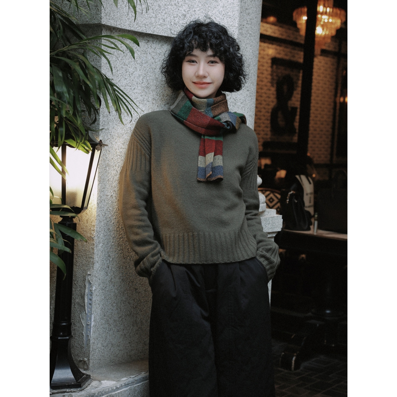 Tt Designer [Spring Bud] Fresh Dark Green Pure Wool Knit Sweater for Women, New Spring Style, Simple and Lazy Style Top