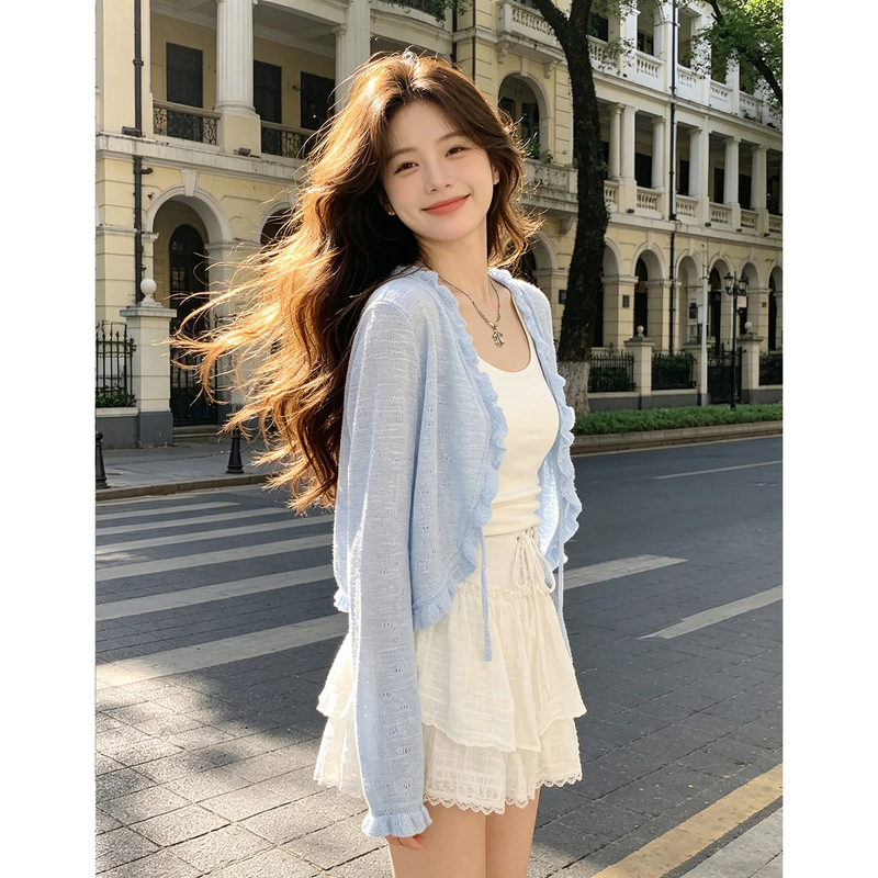 Lightweight Blue Sun-Protective Knitted Cardigan Jacket for Women, Summer Niche Loose-Fitting Outerwear, Stylish Top Lightweight Blue Sun-Protective Knitted Cardigan Jacket for Women, Summer Niche Loose-Fitting Outerwear, Stylish Top
