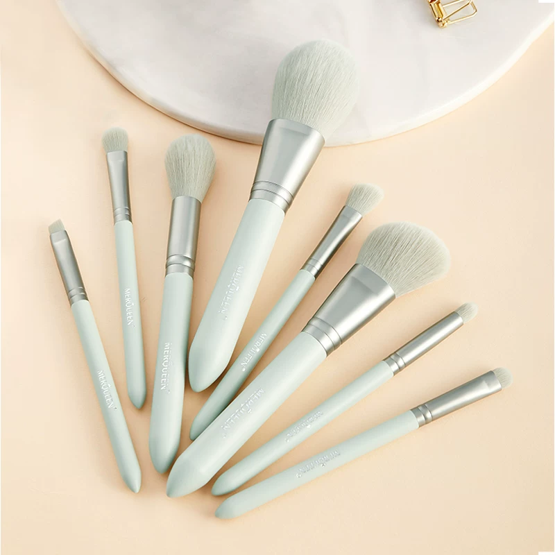 Brush, loose powder, soft highlighter, makeup primer, 9 pieces, for beginners