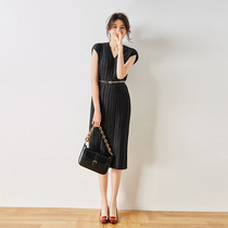 MAJE KARA2021 summer new V-neck off-the-shoulder thin elegant loose retro temperament pleated midi dress