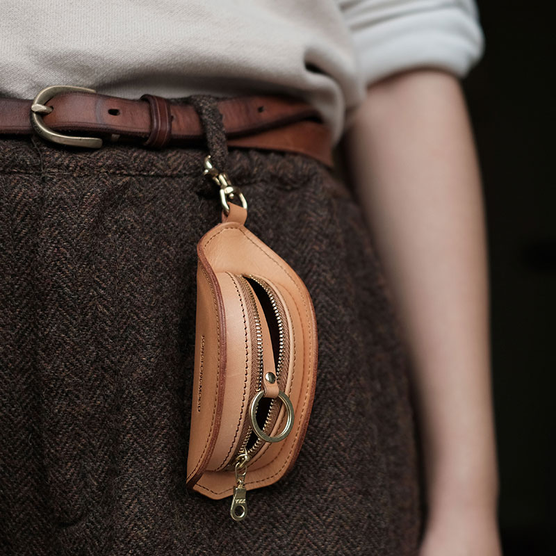 KONGLONGMOGU full leather hand-made vegetable tanned cowhide mini portable Japanese leather small zipper key case