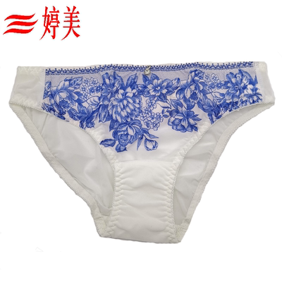 Tingmei Underwear counter offers genuine triangular sexy underpants for women and young women, as well as comfortable and soft printed shorts