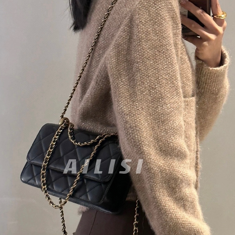 25S Early Spring New Double Gold Ball Flap Bag Fashionable Versatile Chain Gold Ball Large Mini Flap Crossbody Bag for Women