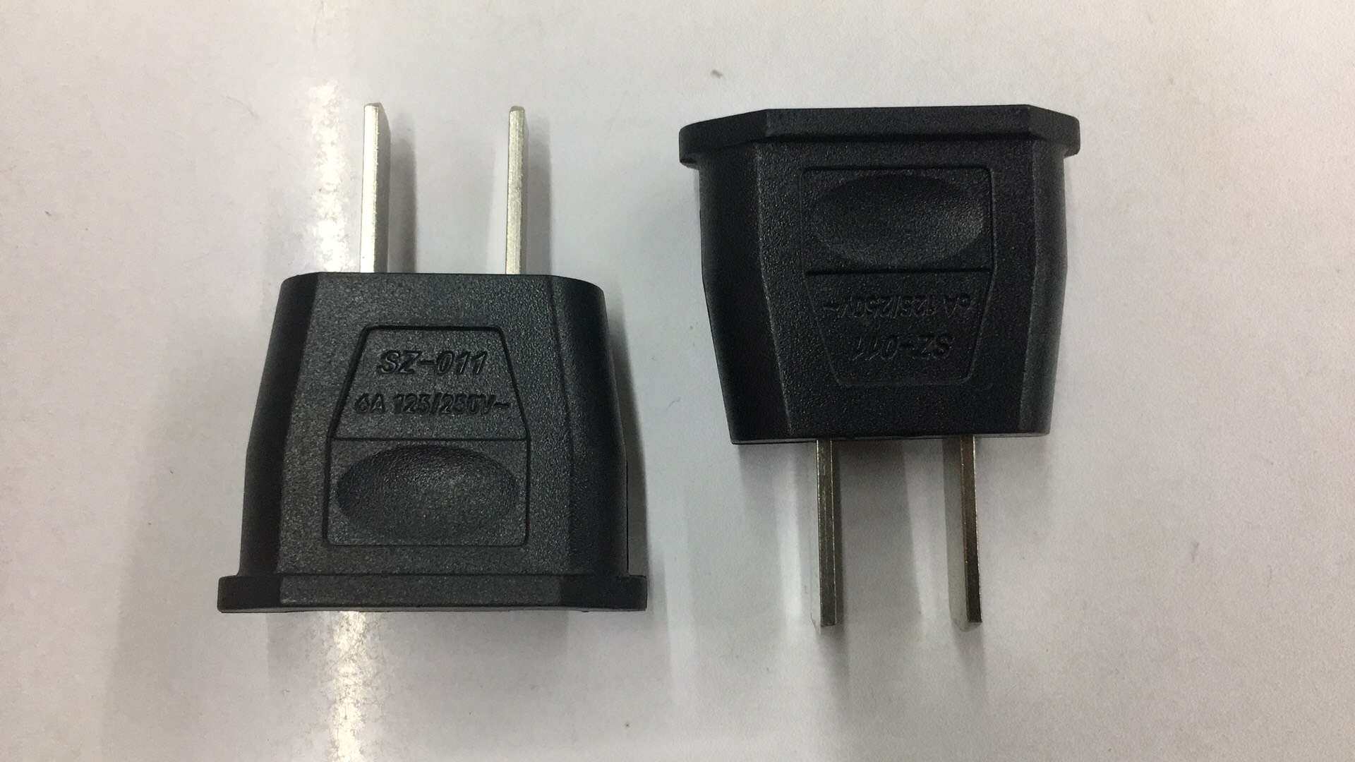 European regulation 4 0 feet to US regulation Japan 2 flat conversion head for overseas travel conversion head