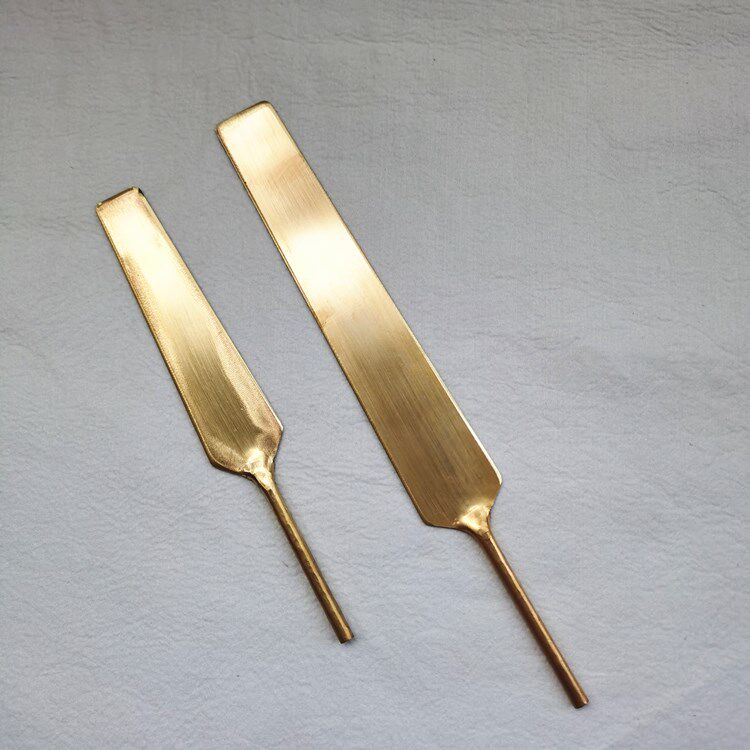 Brass sugar painting knife one-piece forming strong and durable sugar painting master tool pure copper starter shovel knife sugar painting eyes