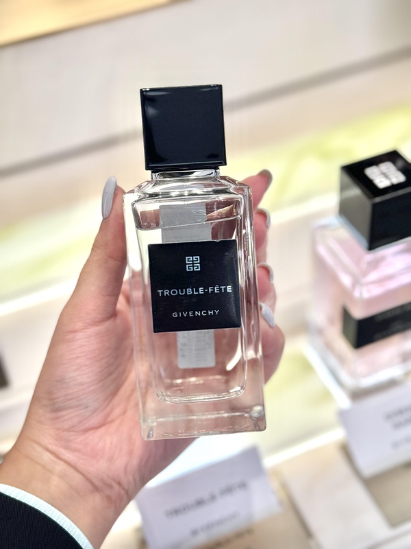 Direct Shipping from the Country's Customs House 30% off Givenchy Noble Craftsmanship Perfume New Model Trouble-Fete Wild Melody Fragrance Direct Shipping from the Country's Customs House 30% off Givenchy Noble Craftsmanship Perfume New Model Trouble-Fete Wild Melody Fragrance