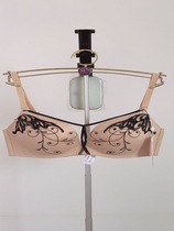 Manny Fen Spring Summer New Ladys Smear Without Steel Ring Light Thin Lace Sponge Skin Without Mark Bra 20810666