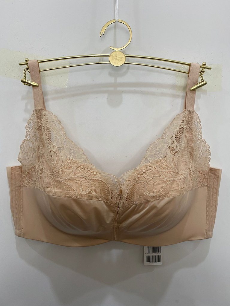 Mannefven 17 years autumn winter ladies with no steel ring bra coalage adjustment-type side collection 20810657 81657