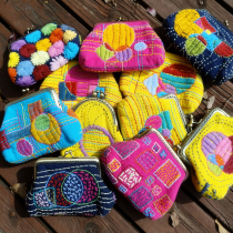 6 6 Live-Thai Chiang Mai Artisanal Colorful Spur Embroidered Gold Bag Necklace Bag 1