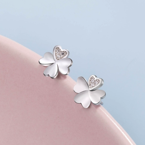 Маленькие серьги, серебро 925 пробы, четырехлистный клевер, популярно в интернете, в западном стиле