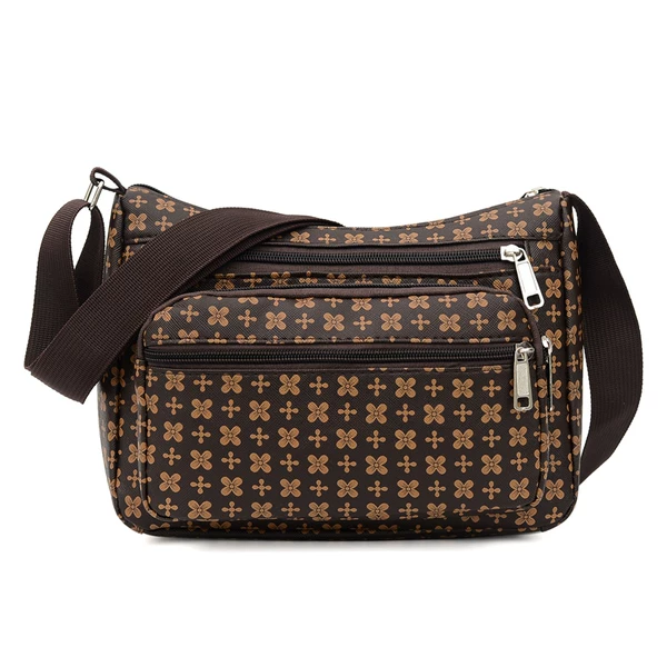 Товары от 爱上美潮包店