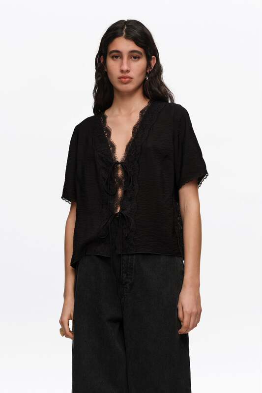 Bimba Y Lola Lace-Up Front V-Neck Shirt with Slit Design and Lace Inserts, Short-Sleeved Shirt