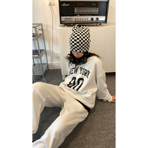 Red People Gallery Sports Suit Women Autumn Winter 2022 New Fashion Harbor Wind Retro Chic Casual Wear two sets