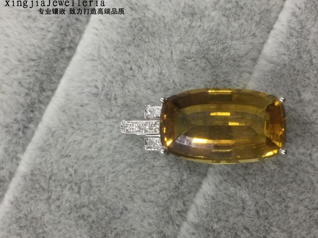 (Xing Jia Workshop) Topaz Pendant Personalized Custom 18K Gold 18K White Mosaic 105993