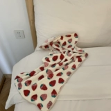 Клубника, коралловое мягкое маленькое милое полотенце для домашнего использования для умывания, хорошо впитывает воду