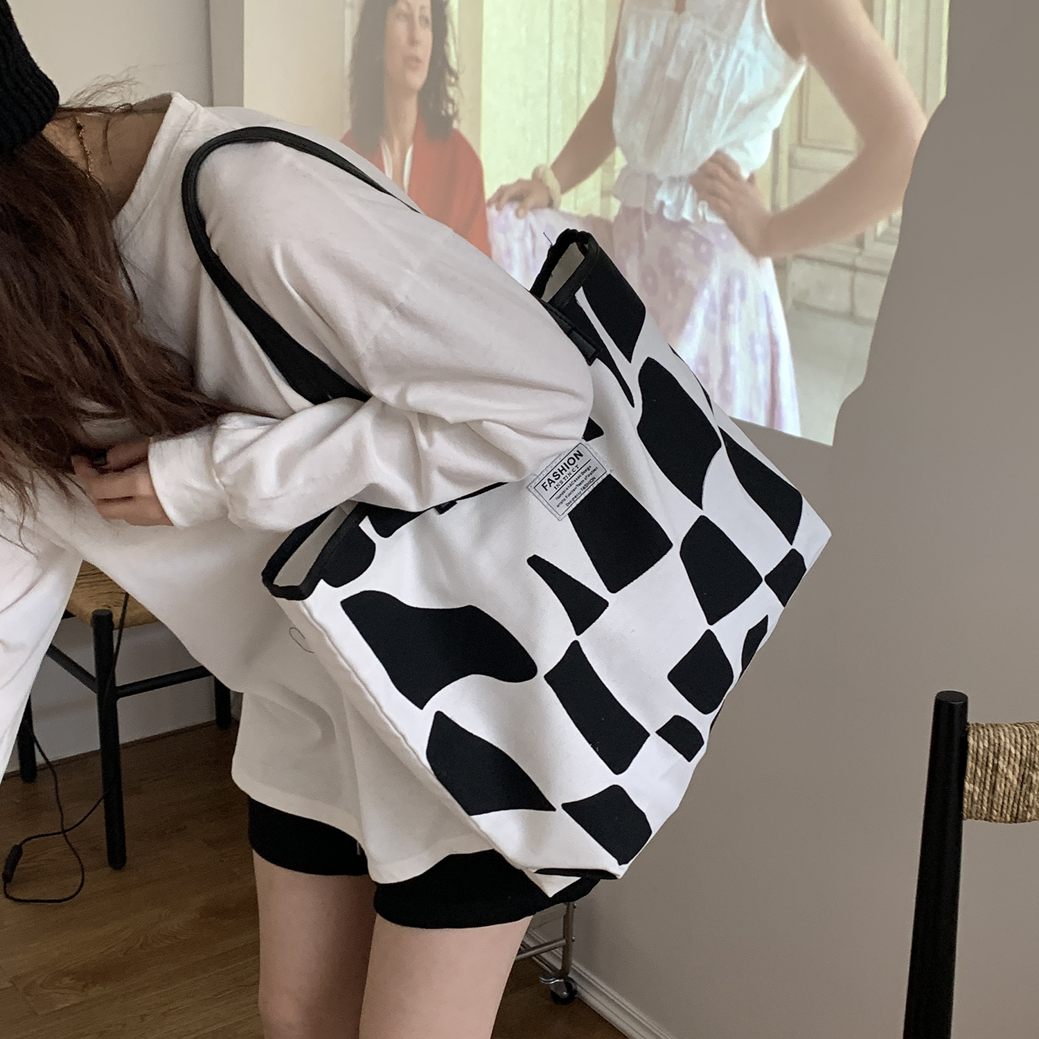 Xin Help Grocery Store Korea Small Crowd Design Sensation Collision Color Hand Single Shoulder Containing Bag Large Capacity Casual Bag Woman