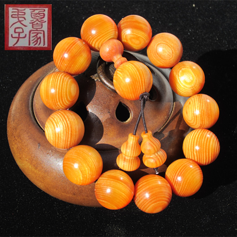 North sunken fragrant amber wood bracelet with long white mountain pine Minami full of oil with full light transmission Buddha Pearl Beauty pine nails