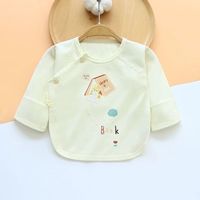 Чтение оленя из желтого хлопка весной и осенью