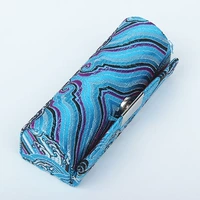 Озеро голубой морской воды