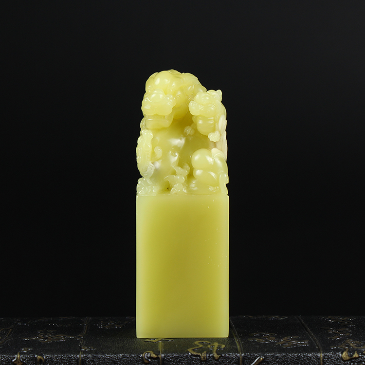 Stone Monarch Fasting Green Fields Seal Ancient Beast Buttons Seal Doors Green Light Freeze Collection Grade Treasures