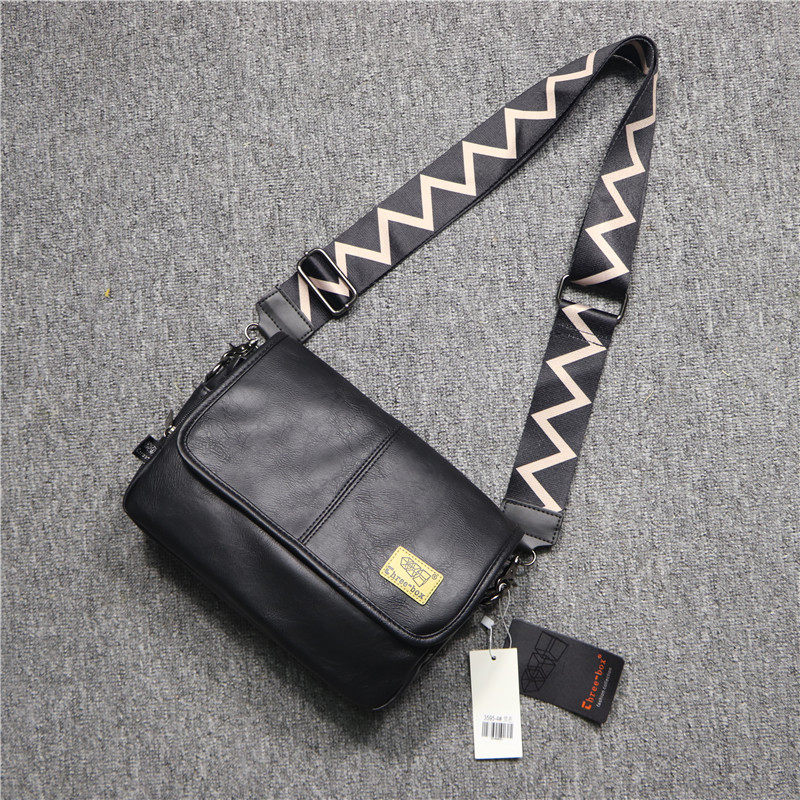 Hong Kong It Japan-Japan Soft Leather Men's Bag Casual Single Shoulder Diagonal Satchel Ipad Ipad Phone Bag Fashion Full Leather Travel Bag