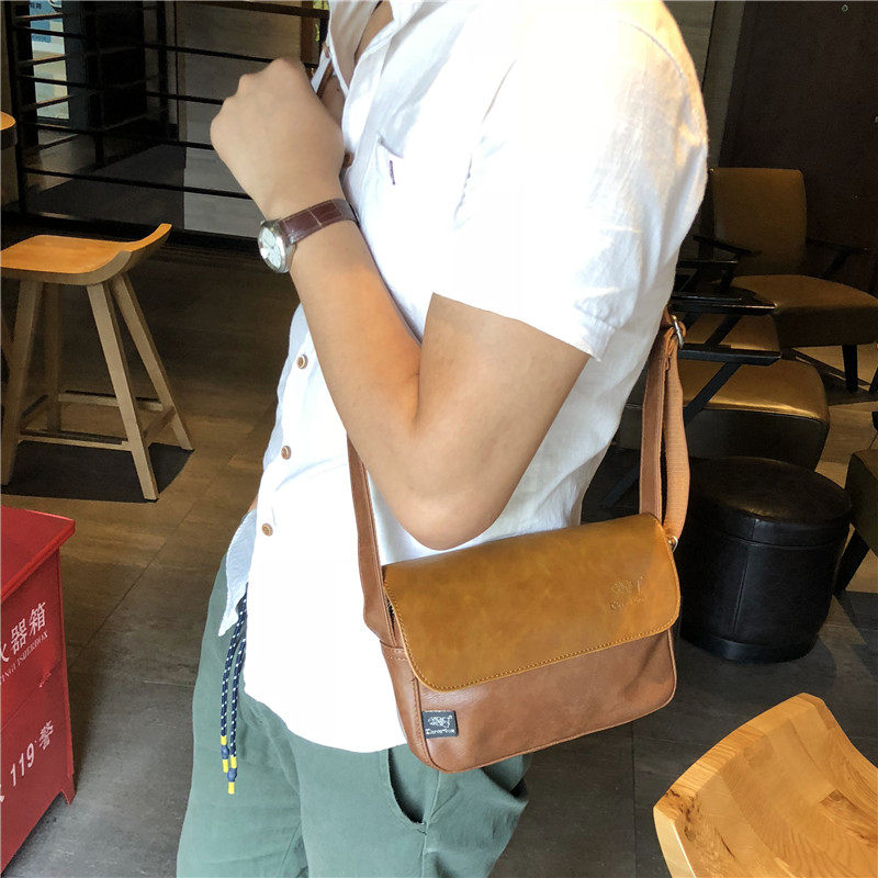 Hong Kong New Men's Shoulder Bag Japanese and Korean Casual Messenger Bag Retro Men's Bag Outdoor Diagonal Small Backpack