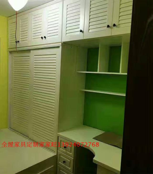 Quảng Châu Xiangtan Trường Sa toàn bộ nội thất nhà tùy chỉnh gỗ thông tủ quần áo bảng máy tính bảng nền tảng treo tủ nội thất phòng ngủ hiện đại